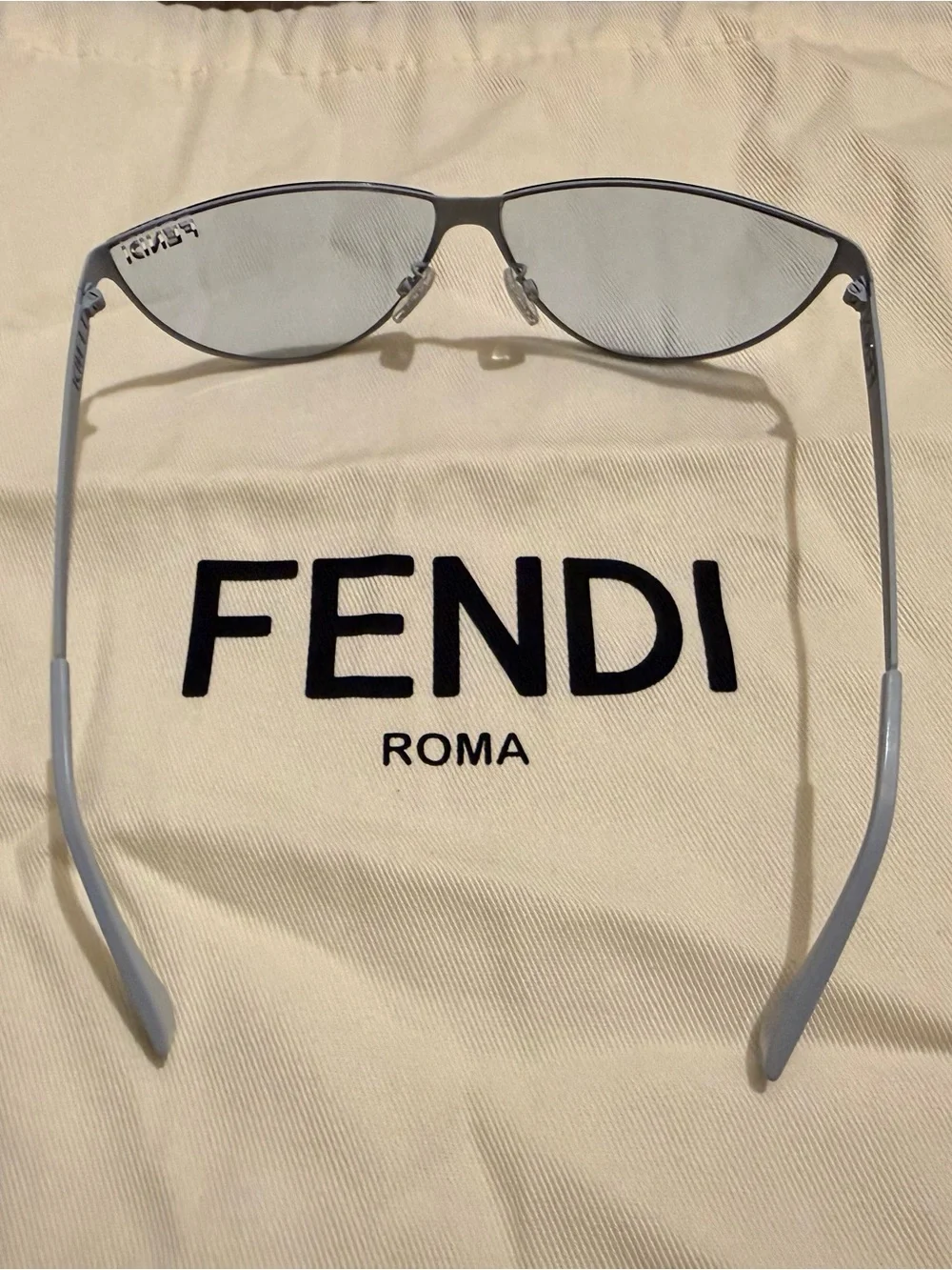 Fendi Cat-Eye Shield Sunglasses FE40138U Grey/Silver Metal